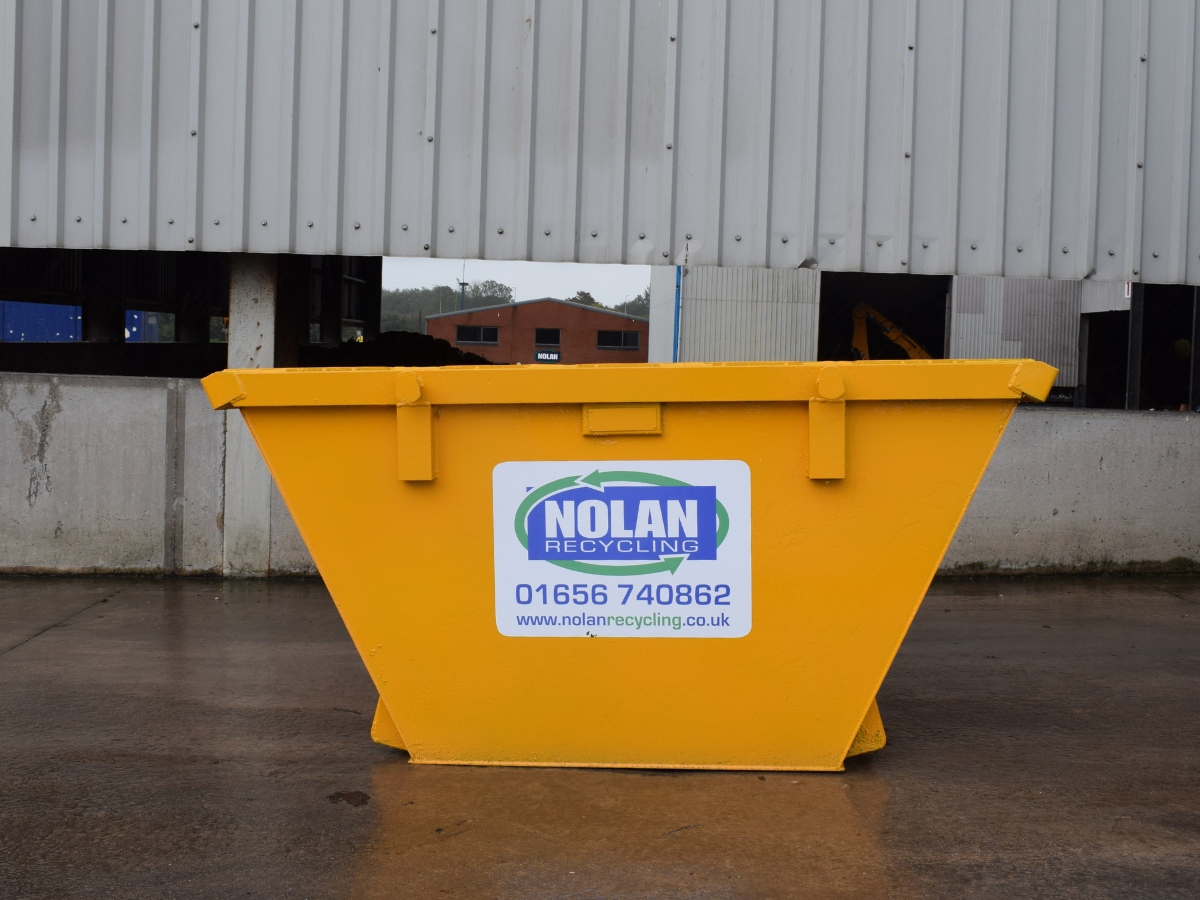 Image of Nolan Recycling Mini Skip on the yard showing size